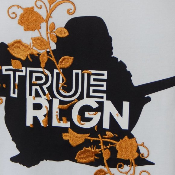 NWT MEN TRUE RELIGION Embroidered Vines Graphic White T Shirt Size L; XL - Picture 3 of 4